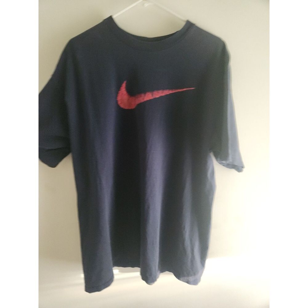 Nike T-Shirt Men's 1990s L Short Sleeve Athletic Cut Graphic Center Swoosh Navy